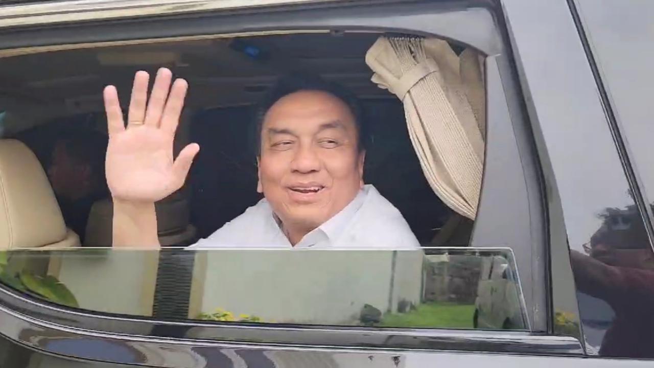 effendi simbolon di rumah Jokowi