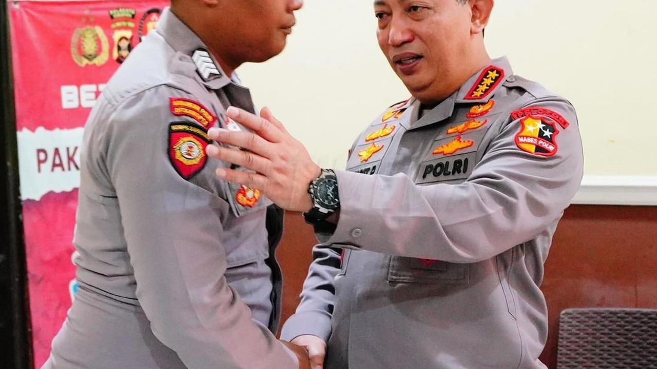 Polisi Penggali Kubur Langsung Ditemui Kapolri Listyo, Ditawari Sekolah Perwira Malah Minta Ini