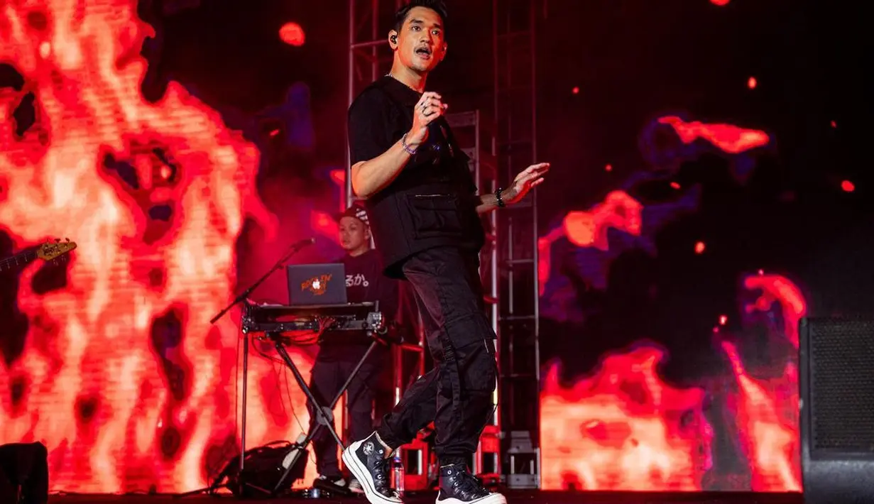 Afgan juga mengunggah foto saat manggung di KV Fest 2022. Baginya, itu merupakan salah satu show terbaik. (Foto: Instagram/ afgan__)