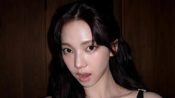 Gaya Rambut Karina aespa Hadiri Milan Fashion Week, Hadirkan Visual Kiyowo yang Berbeda Meski Pakai Dress yang Sama