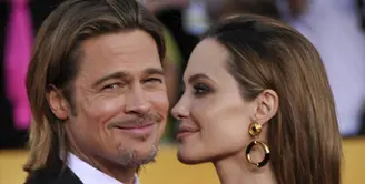 Terkait dengan proses cerainya bersama Brad Pitt, Angelina Jolie memang berperan sebagai penggugat. Namun, bukan berarti ia tak merasa terganggu dengan permasalahan rumah tangganya ini. (AFP/Bintang.com)