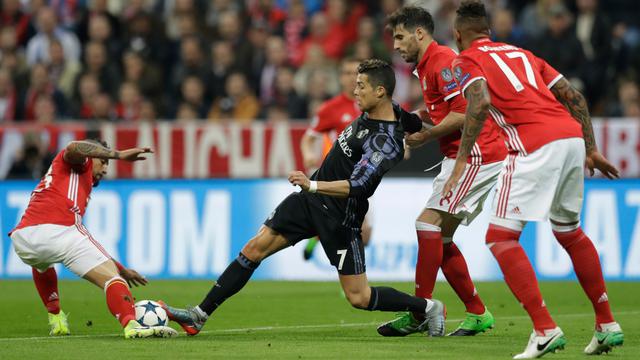 20170412-Ronaldo Bawa Real Madrid Tundukkan Bayern Muenchen-AP
