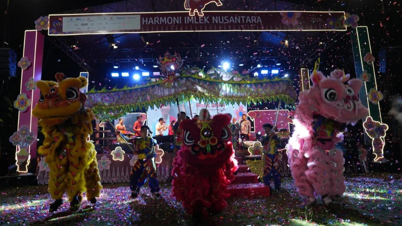FOTO: Harmoni Imlek Nusantara di Lapangan Banteng Jakarta