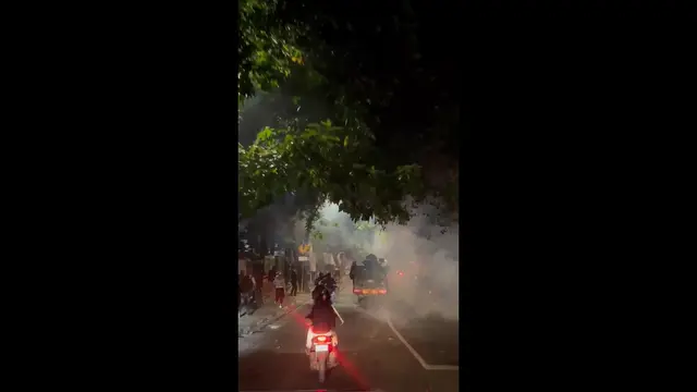 Kronologi Kampus Unisba dikepung gas air mata, situasi sempat mencekam.