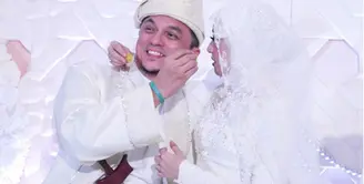 Pemeran cantik Laudya Cynthia Bella resmi menjadi istri dari Engku Emran. Pernikahan keduanya baru saja di gelar sederhana di Kuala Lumpur Malaysia pada Jumat, (8/9) pukul 6.57 waktu setempat. (Instagram/noradanish)