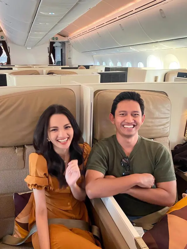 Usai dari Bali, Ini 7 Momen Bulan Madu Belva Devara dan Istri Ke Italia