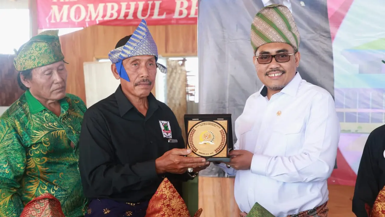 MPR Ajak Para Pendekar dan Santri di Pulau Bawean Ikut Jaga Pancasila