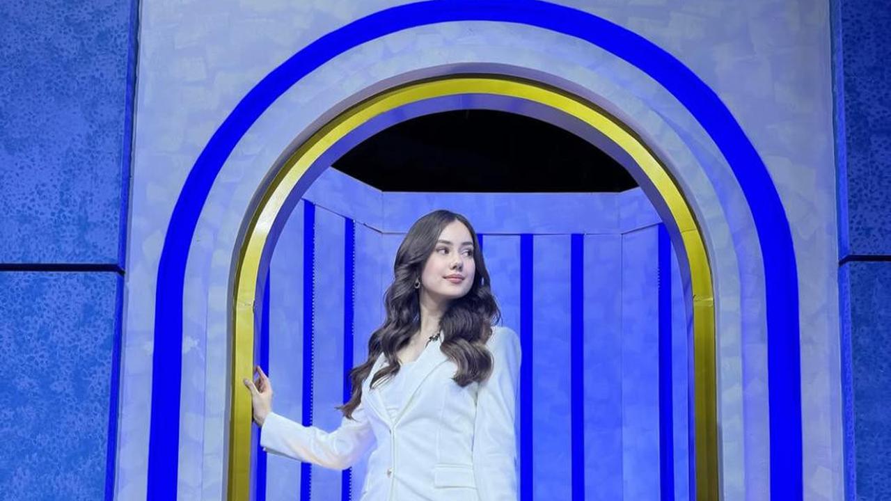 4 Potret Menawan Vika Kolesnaya yang Kini Jadi Sorotan setelah Dilamar Billy Syahputra