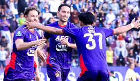 Persik Kediri mengalahkan Persis 2-1 pada laga tunda pekan kedelapan BRI Super League 2025/2026 di Stadion Brawijaya Kota Kediri, Sabtu (27/12/2025). (Bola.com/Gatot Sumitro)