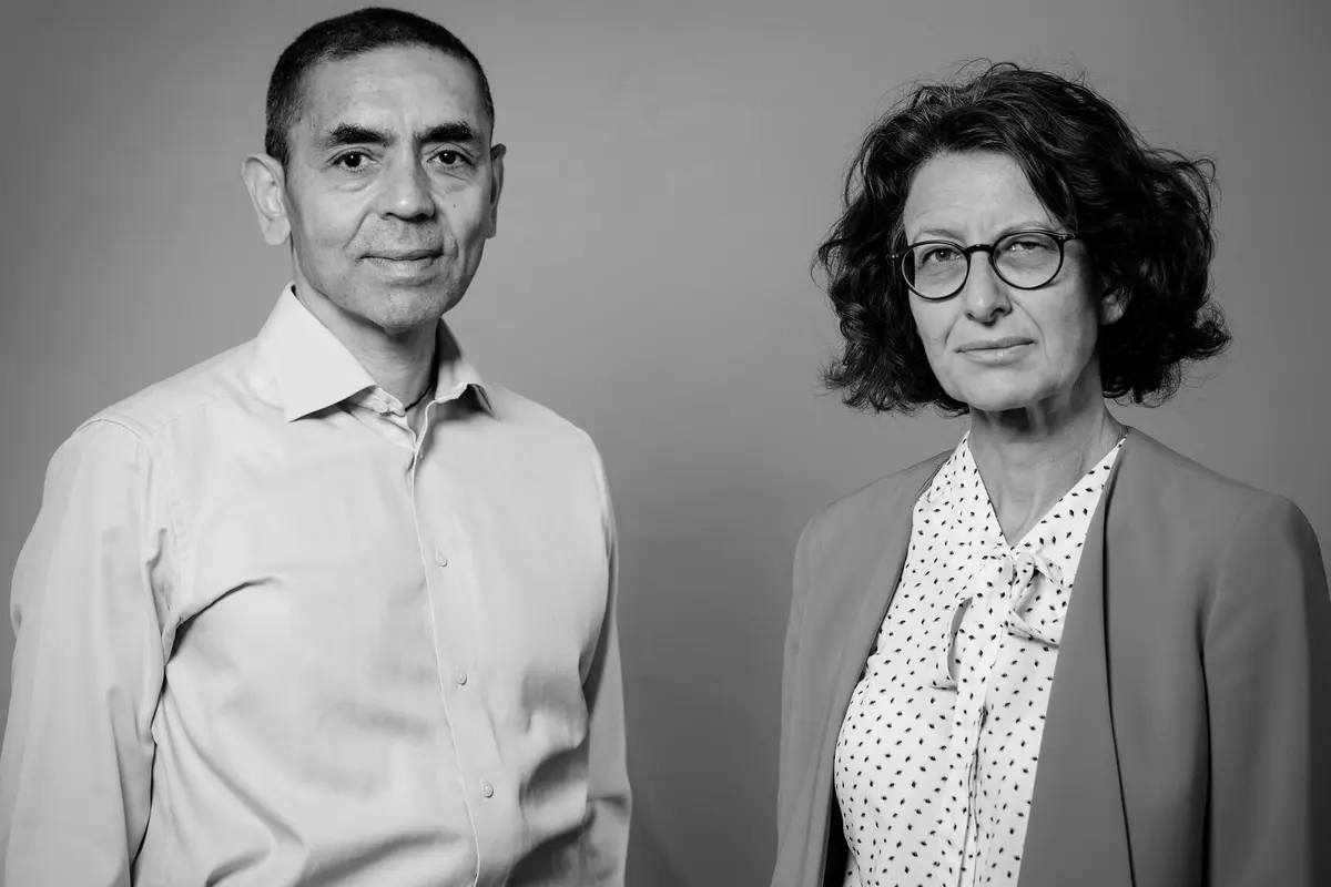 Dr Ugur Sahin dan istrinya, Dr Ozlem Tureci