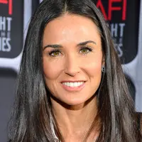 Demi Moore (via totpi.com)