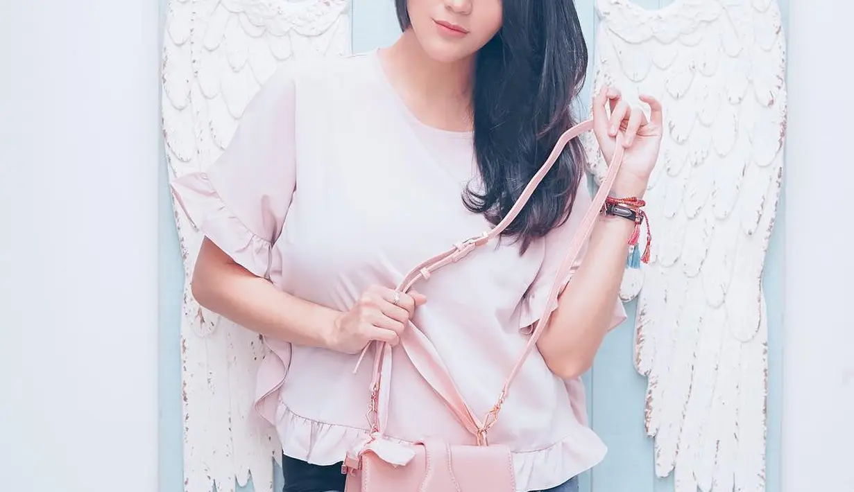 (Instagram/mrssharena)