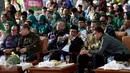 Ketua MPR Zulkifli Hasan bersama Ketua Umum PKB Muhaimin Iskandar, Menteri Ketenagakerjaan Hanif Dhakiri, Eko Sandjojo menghadiri HUT ke-17 Fraksi PKB DPR di Komplek Parlemen, Senayan, Jakarta, Rabu (12/10). (Liputan6.com/Johan Tallo)