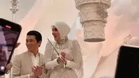 Gaun Berkilau Syahrini di Pesta Ultah ke-45 yang Dihadiri Jajaran Desainer Kenamaan Indonesia