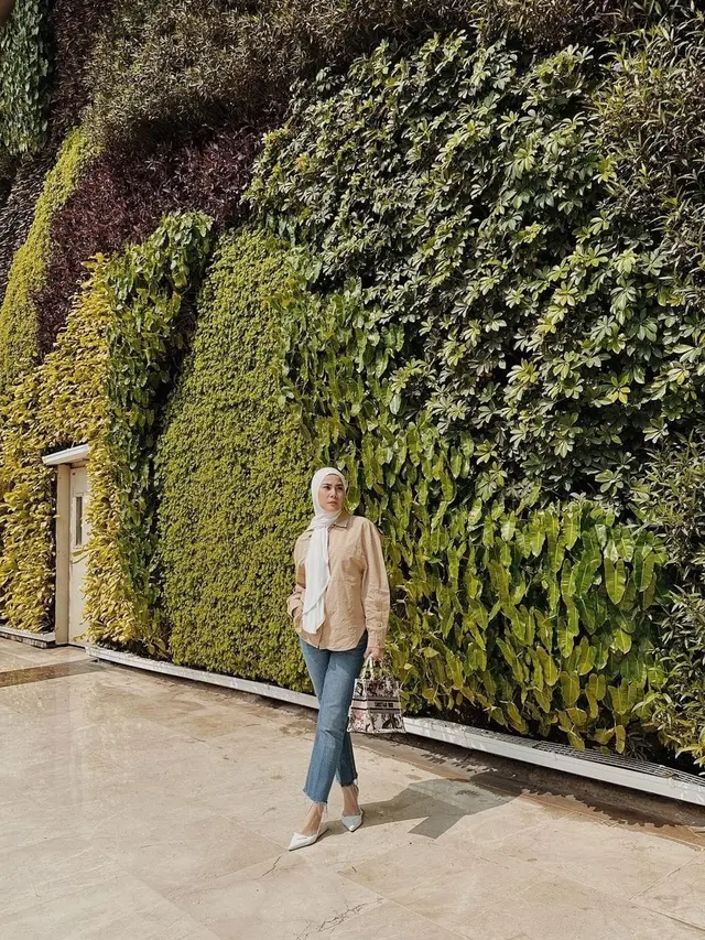 Kain sifon menjadi andalan dalam penggunaan hijab untuk musim panas