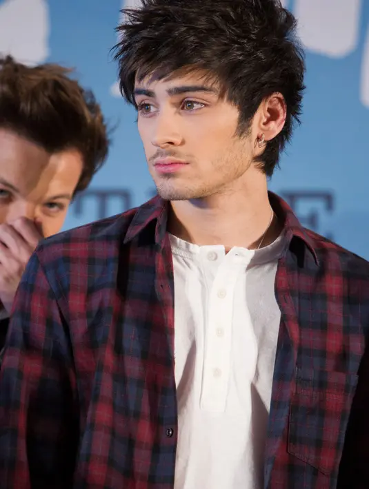 Para fans banyak mendengar kabar bahwa Zayn Malik sedang mengerjakan album solo pertamanya. (Bintang/EPA)