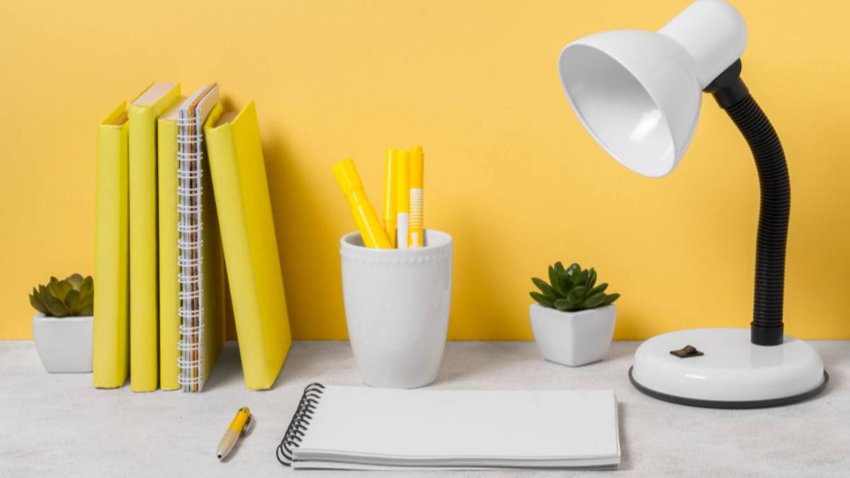 Lampu Meja Belajar Terbaik yang Cocok untuk Anak Kos agar Fokus Mengerjakan Tugas Kuliah