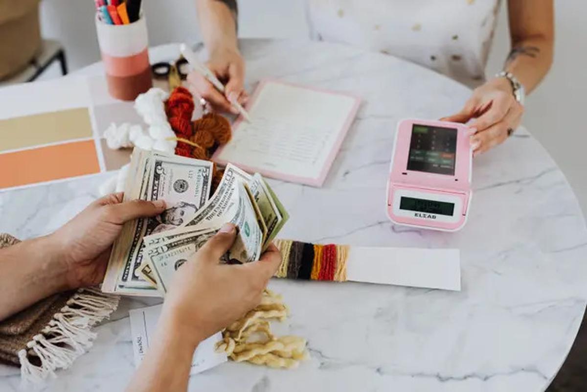 Tips Mengatur Keuangan Sesuai dengan Kepribadian, Biar Nggak Over Budget