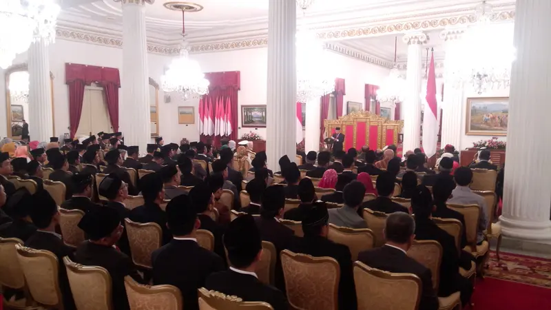 Presiden Joko Widodo atau Jokowi memimpin penyelengaraan peringatan Maulid Nabi Muhammad SAW di Istana Negara, Jakarta.