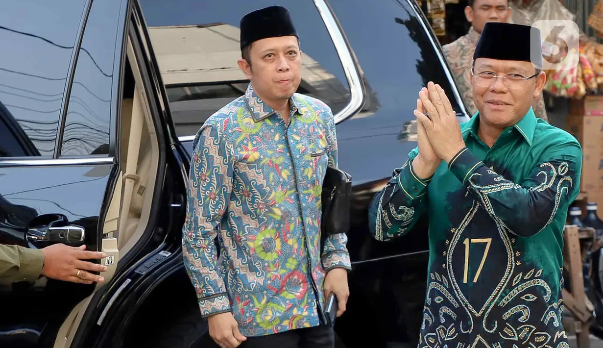 Pertemuan para elit kedua partai tersebut untuk bersilaturahmi sekaligus membahas agenda politik kedepan. (Liputan6.com/Herman Zakharia)