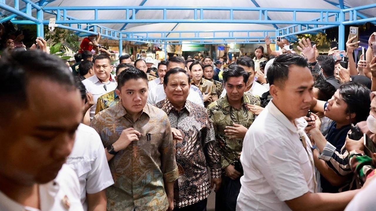 Prabowo rayakan Tahun Baru 2025 di Bundaran HI