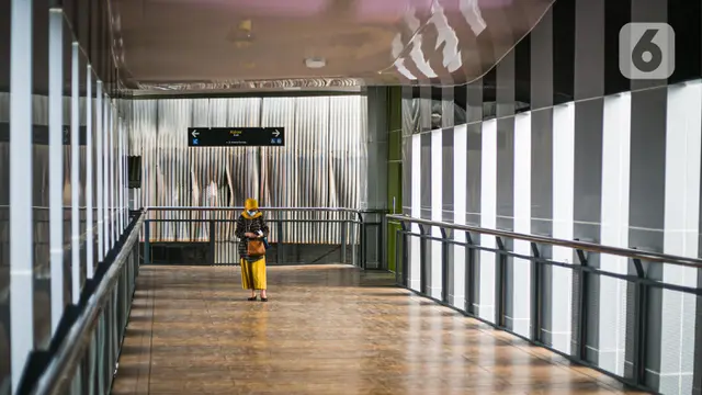 Wajah Baru JPO Senen Extension dengan Ornamen Khas Betawi
