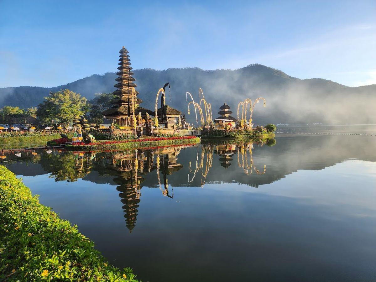 Danau Beratan