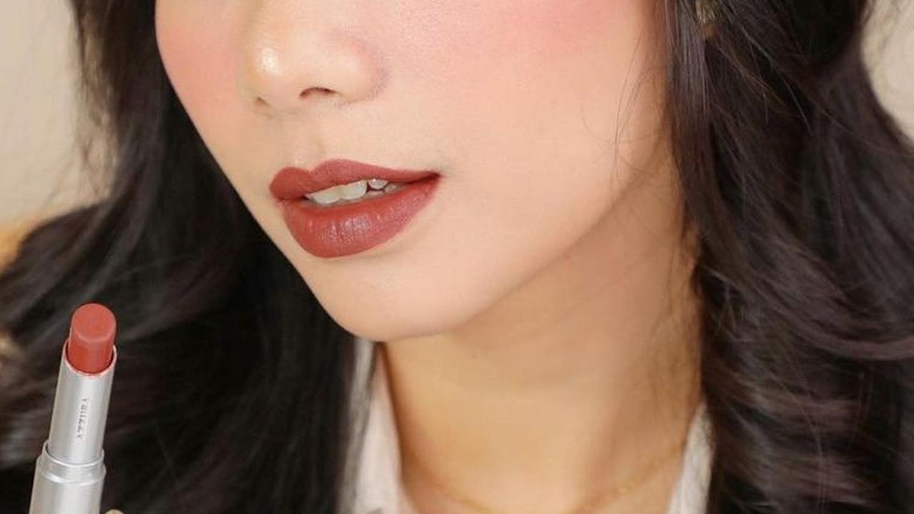 Azzura Long Lasting Lipstik Matte