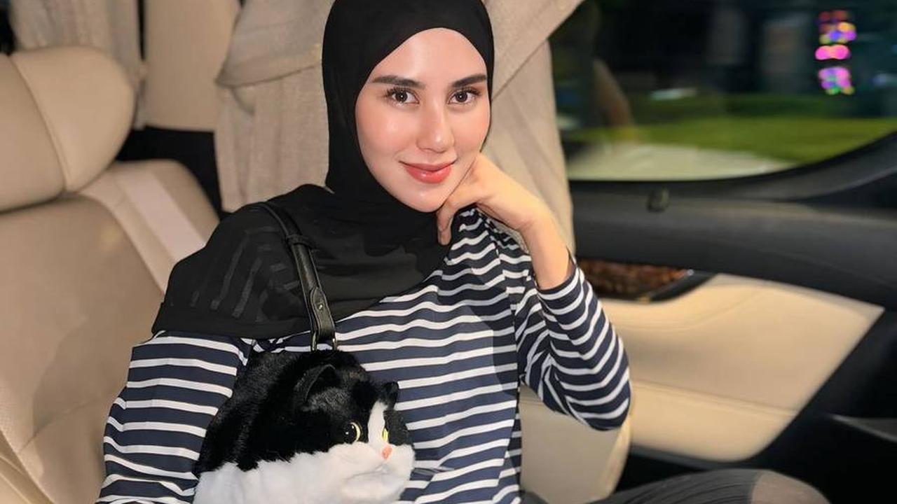 Walaupun tengah menjalani proses perceraian, perempuan berusia 30 tahun ini memastikan bahwa hubungan Nisya dengan suami dan anak-anaknya tetap harmonis.
