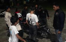 Polres Kampar Edukasi Remaja yang Nongkrong Agar Jaga Kamtibmas & Tidak Golput