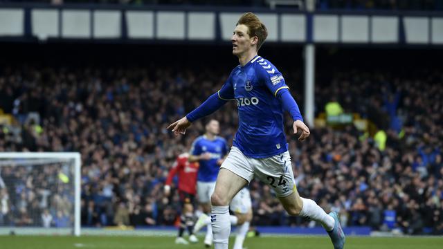 Manchester United Tumbang di Kandang Everton