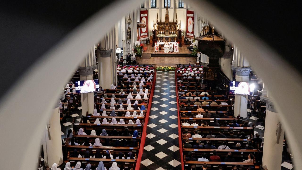 Catat, Ini Lokasi Kantong Parkir Sekitar Gereja Katedral Jakarta untuk Misa Natal Hari Ini