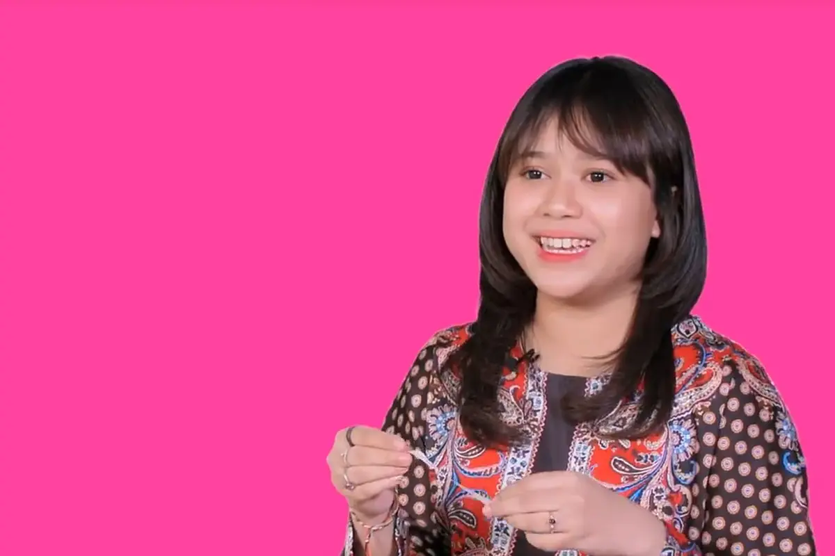 Intip Keseruan Brisia Jodie Bermain Finish The Lyrics di Bilboard Indonesia. sumberfoto: Bilboard Indonesia