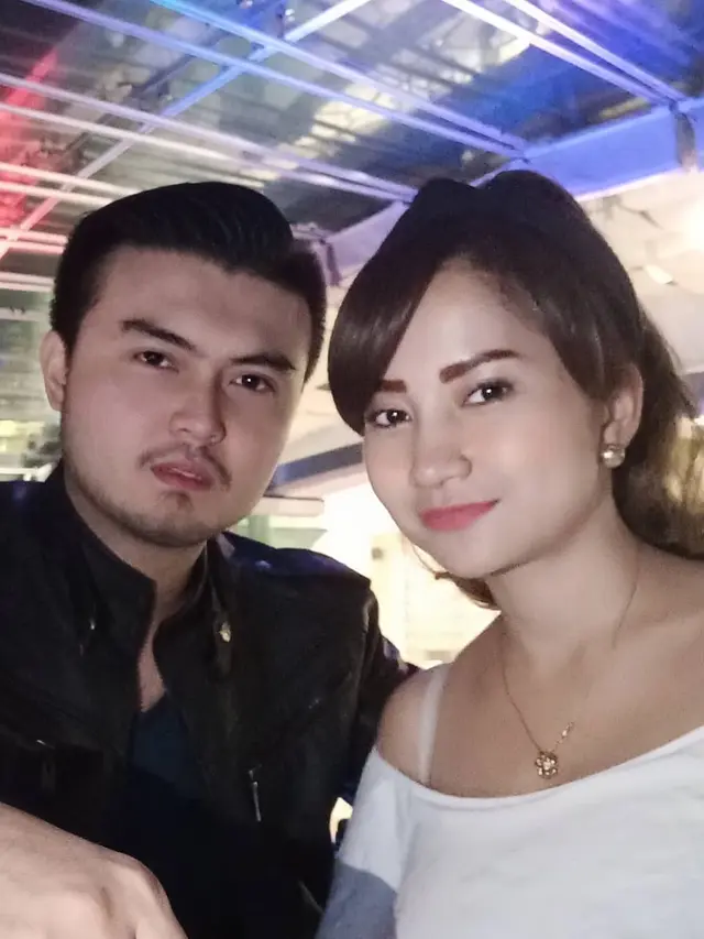 7 Potret Mesra Gilbert Marciano Pemeran Jason Inikah Rasanya Bersama Istri