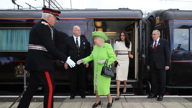 Kereta Mewah Ratu Elizabeth Pensiun: Beban Anggaran Raja!