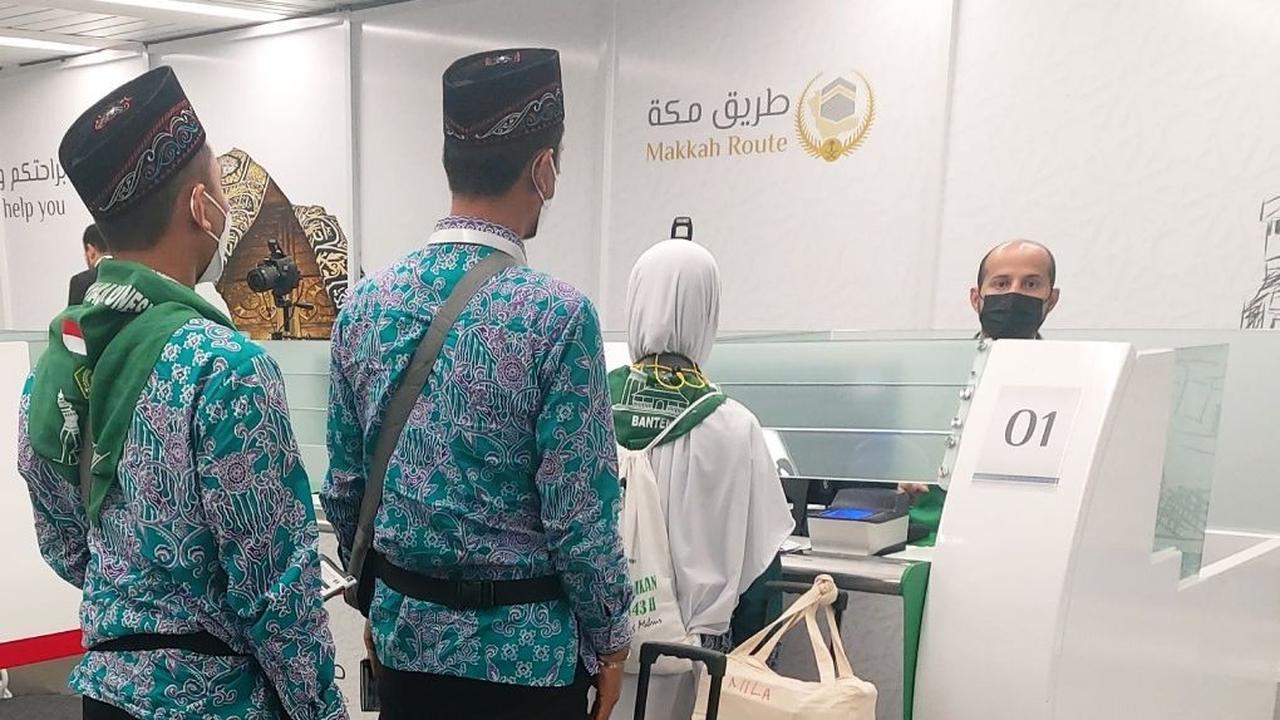 Selain itu, mulai tahun 2023, calon jemaah haji juga harus melakukan perekaman biometrik menggunakan aplikasi Saudi Visa Bio.