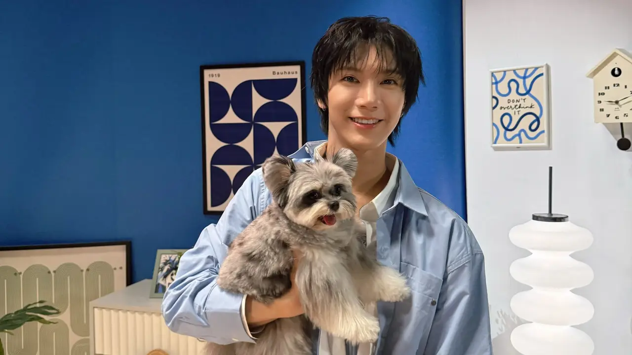Ten Jadi Global Brand Ambassador Peralatan Rumah Tangga, Syuting Bareng Anjing Kesayangan