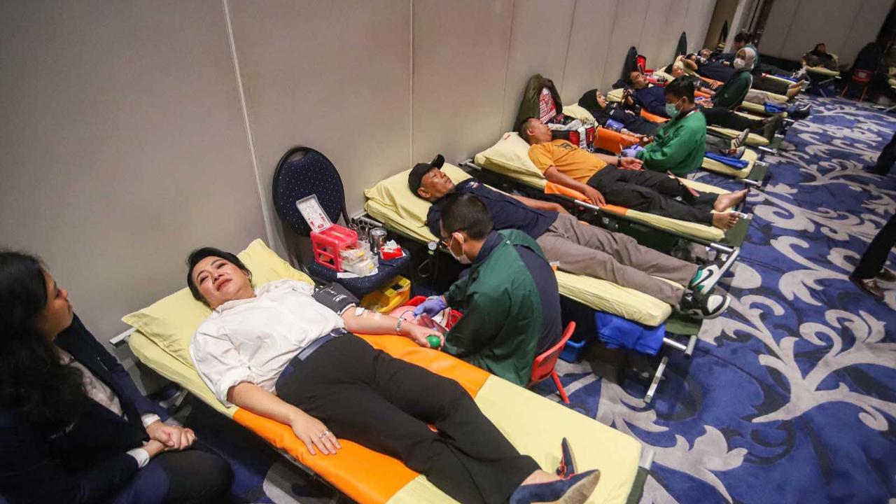 FOTO: Partai NasDem Gelar Donor Darah Serentak, Kepedulian Atasi Krisis 1,4 Juta Kantong Darah Nasional