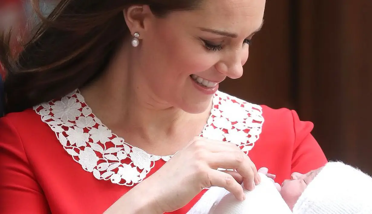 Di samping media yang sangat tegang karena Kate akan melahirkan, ternyata hal yang berbeda dirasakan oleh istri pangeran William itu. (Getty Images - Cosmopolitan)