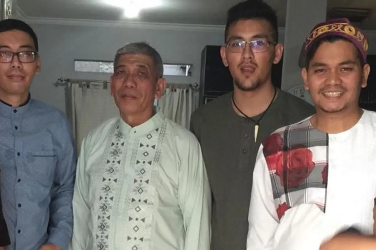 Indra Bekti dan ayahnya