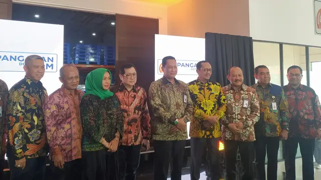 Perum Bulog resmi luncurkan platform jual beli online kebutuhan pangan, Panganan.com.