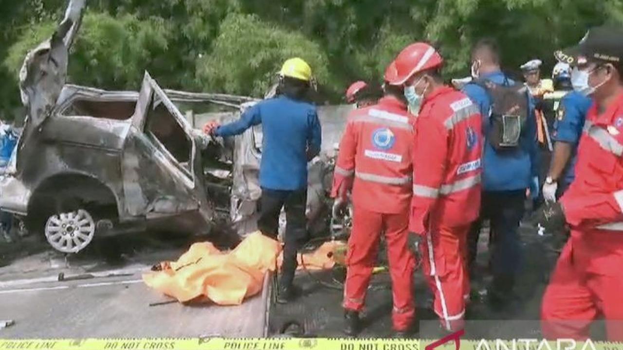 Sementara terkait kepemilikan mobil Gran Max sempat menyita perhatian. Nama Yanti Setyawan Budidarma yang tercatat sebagai pemilik mobil tersebut ternyata tidak sesuai dengan STNK.&nbsp;