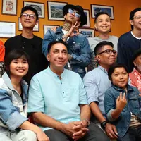 Dunia perfilman Indonesia kembali diwarnai dengan film terbarunya yang berjudul The Underdogs. Film ini diprodiseri oleh Ernest Prakasa, dan kali ini ia memilih untuk tak menjadi sutradara. (Deki Prayoga/Bintang.com)