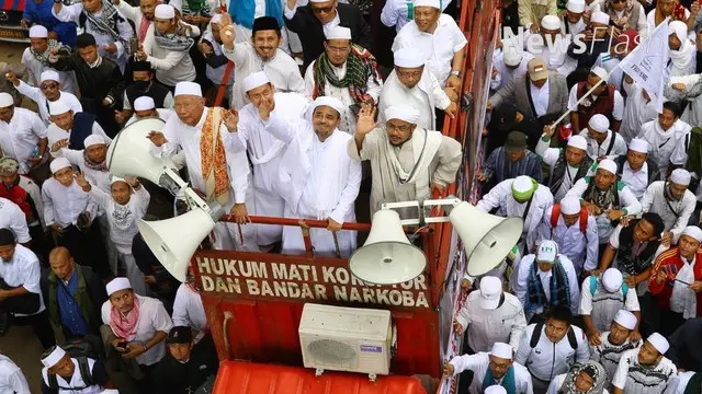 NEWS FLASH: Ini Alasan Rizieq Shihab Pindahkan Aksi 112 ke Istiqlal