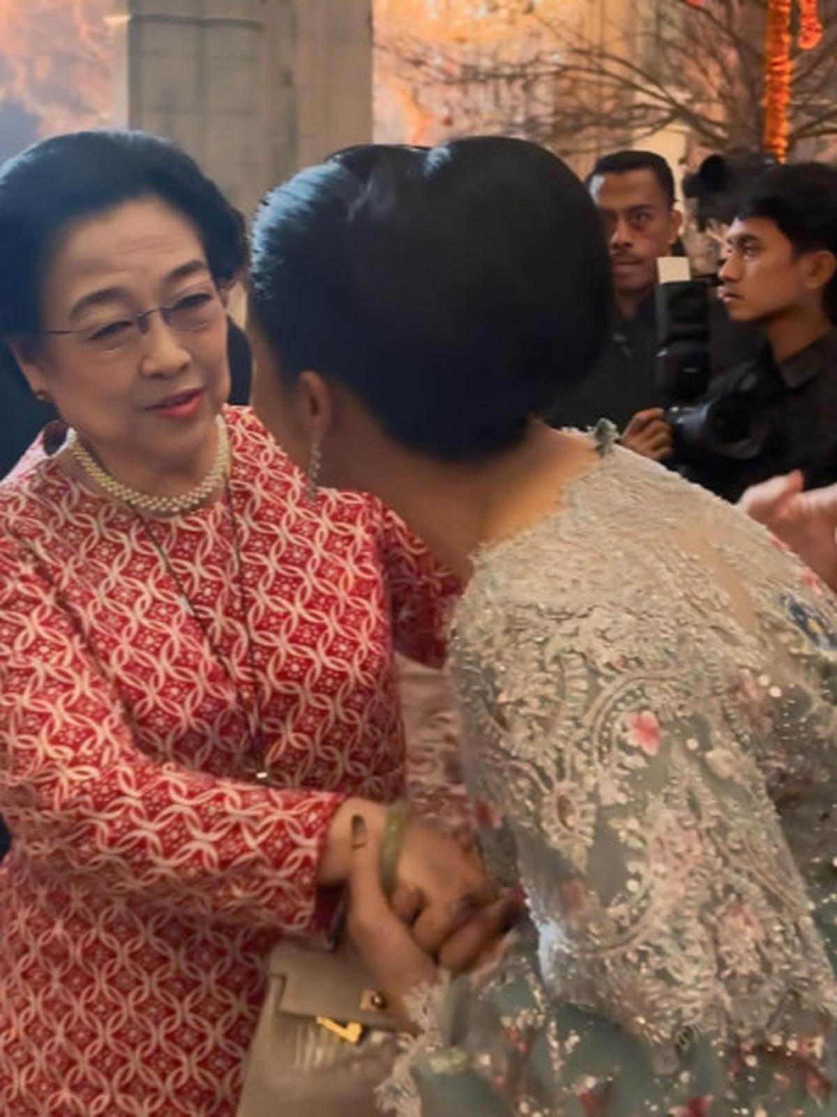 Krisdayanti dan Megawati