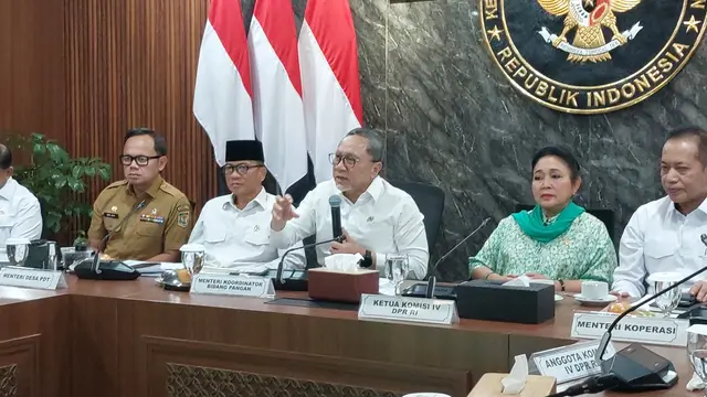 Zulkifli Hasan di Rapat Kopdes Merah Putih: Jangan Semua Masalah Lari ke Presiden, Selesaikan!