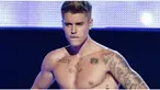 Hailey juga masih sering dibuat jengkel karena pelantun lagu Sorry ini masih berkomunikasi dengan Selena.