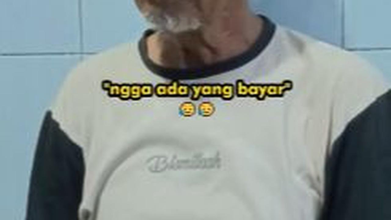 Bukan hanya itu saja, Abah Apih juga tidak dibayar menjadi marbot masjid. "Enggak ada yang bayar," ujarnya dengan penuh ikhlas. <br>