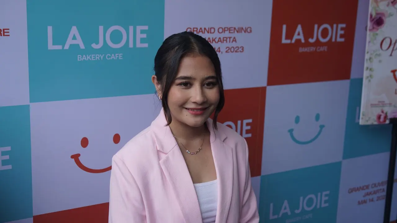 Prilly Latuconsina Senang Toko Kuenya, La Joie Banyak Dingemari Orang