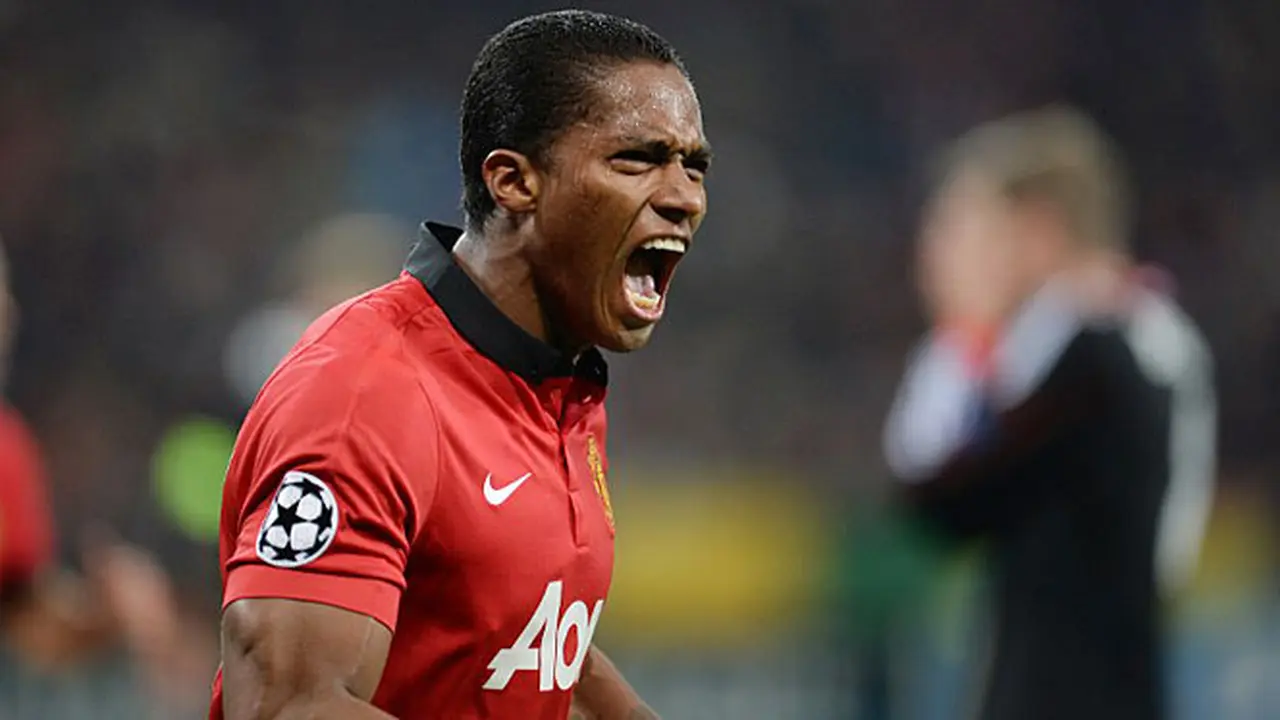 antonio-valencia-131224b.jpg